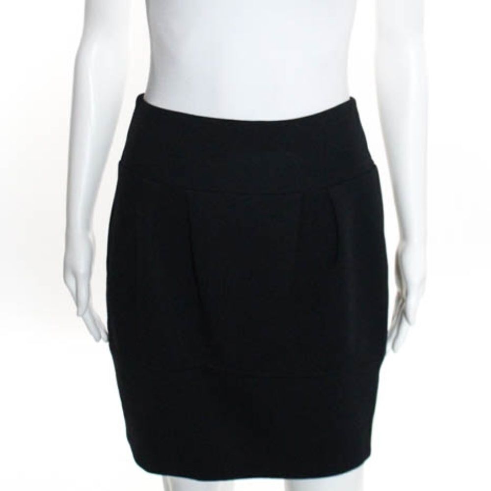 Vince Black Pleated Lined Pencil Skirt Sz. 2